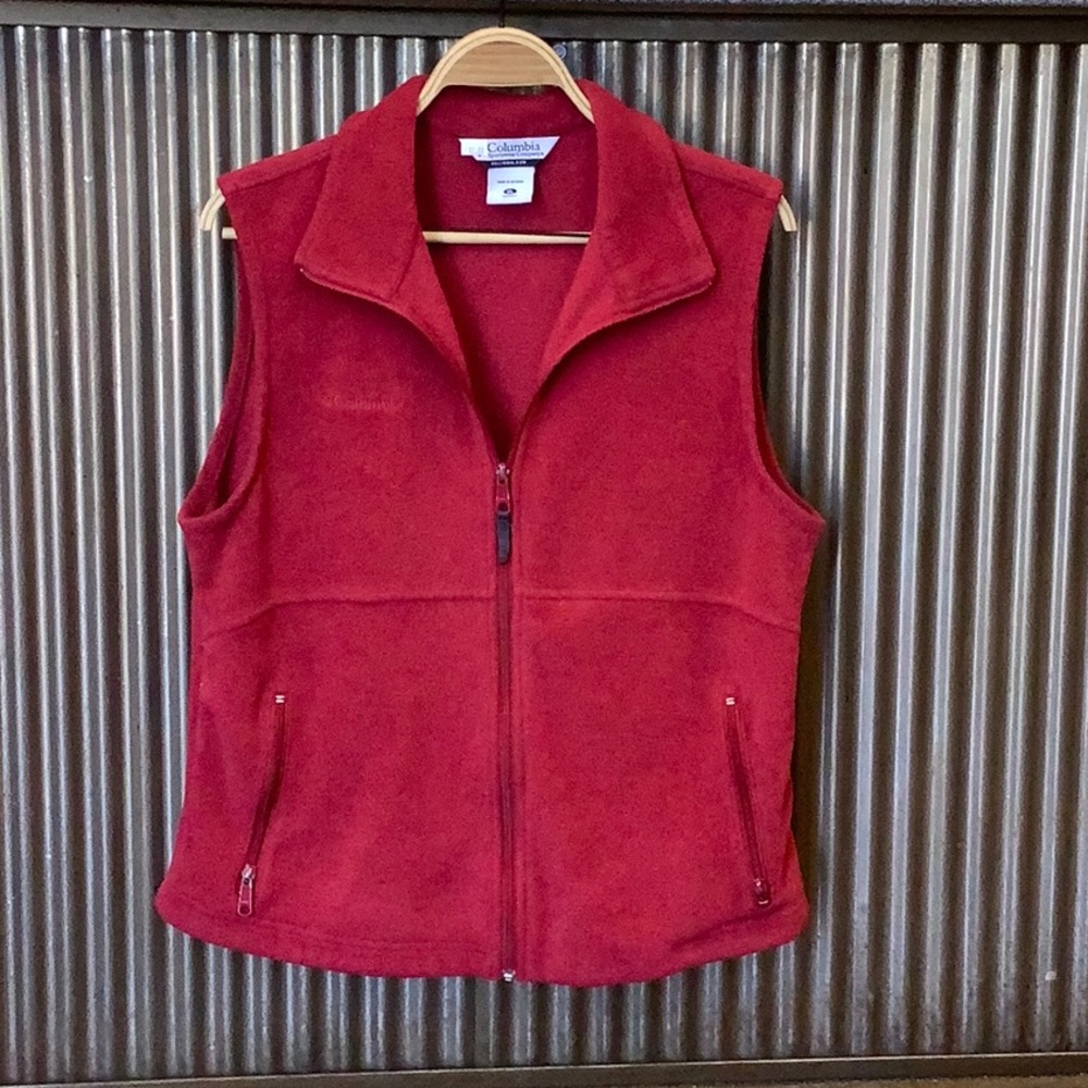 Red Columbia vest